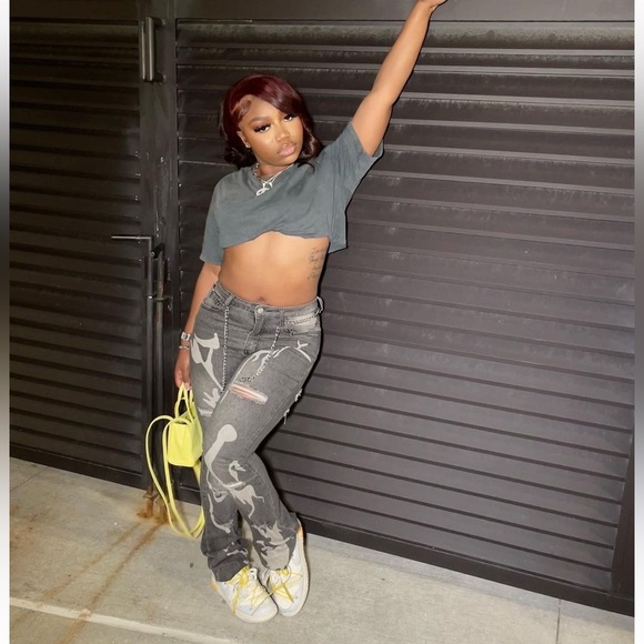 Fire jeans 😍 - Picture 1 of 2